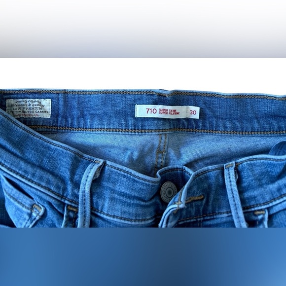 Levi's 710 Super Skinny High Rise Jeans - Light Blue Wash - Size 30 - Picture 8 of 11